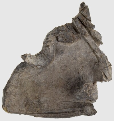 Fragment blachy ołowianej, Gniezno, XI-XII w.